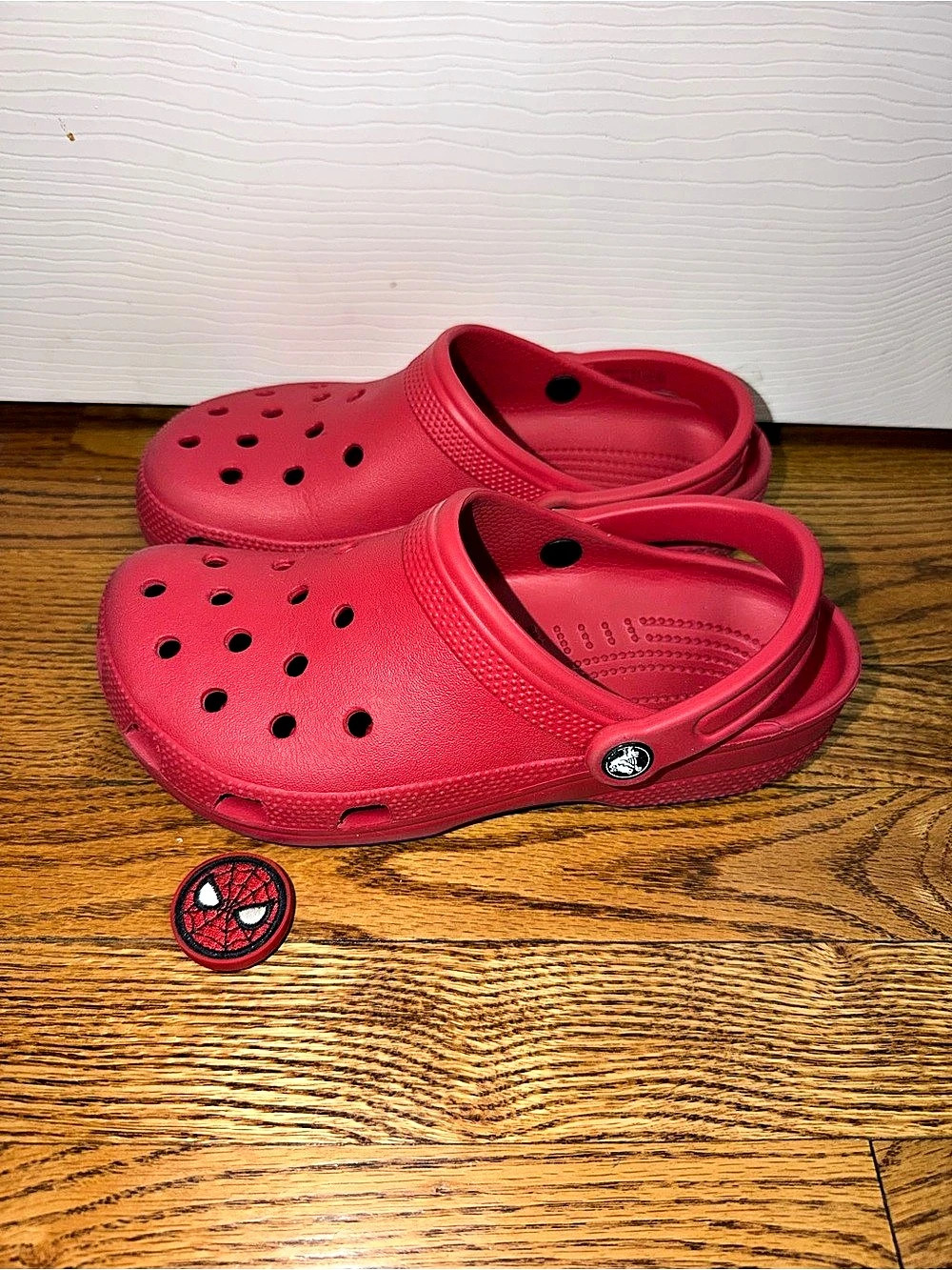 Crocs Classic Clog Pepper Red Slip On Water Shoes (M6, W8)